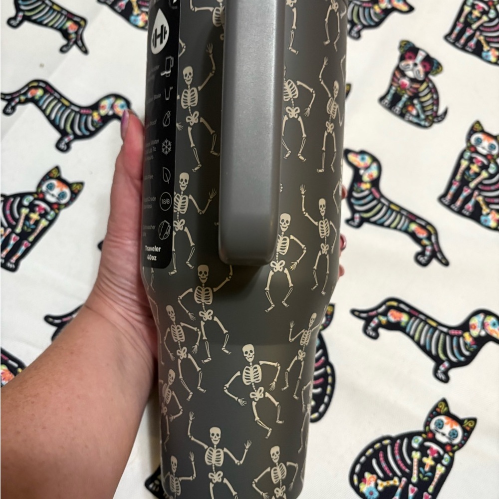 HydroJug Dead Serious 40oz Traveler Tumbler- Glows in the Dark - Picture 2 of 7